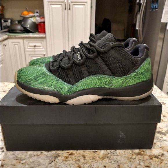 Air Jordan 11 retro low